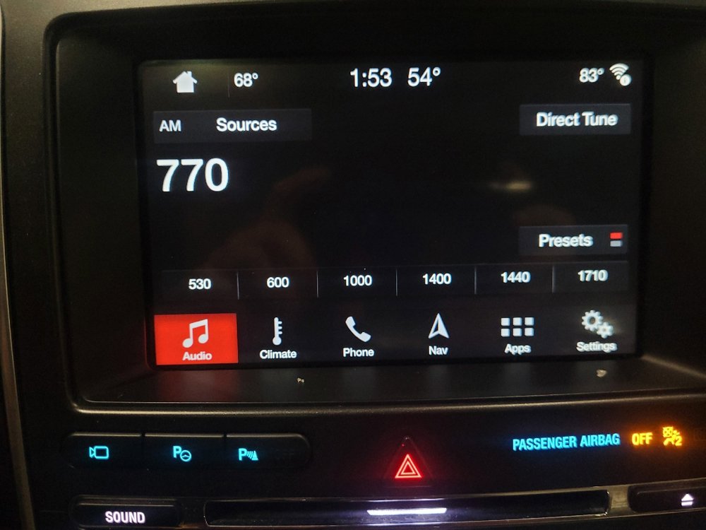 Used 2018 Ford Explorer Platinum AWD/4WD image 25