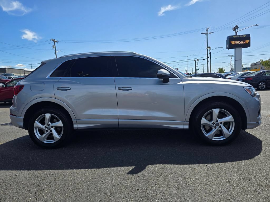 Used 2020 Audi Q3 2.0T Premium Plus w/ Premium Plus Package AWD/4WD image 5
