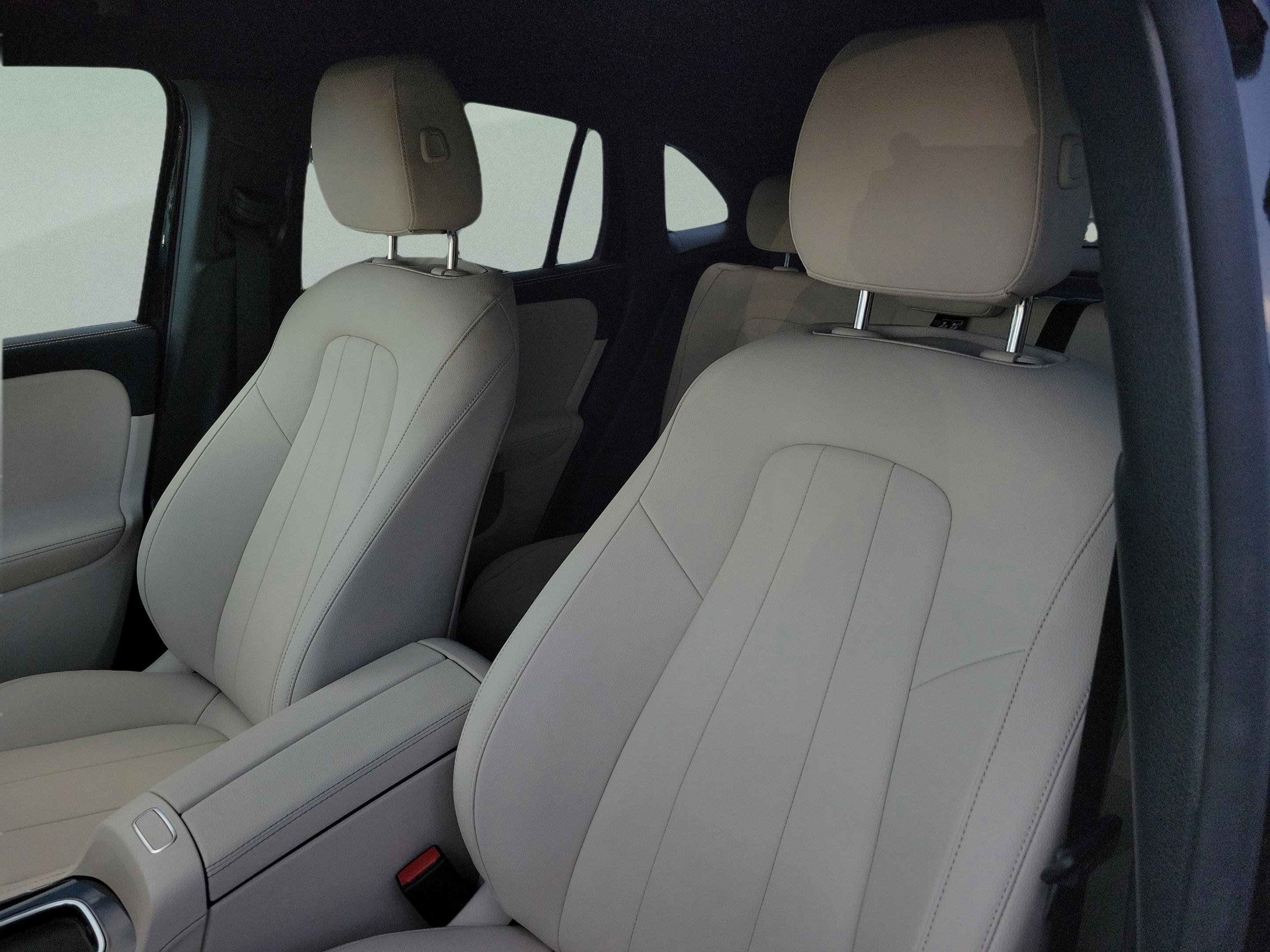 Certified 2025 Mercedes-Benz GLA 250 4MATIC image 25