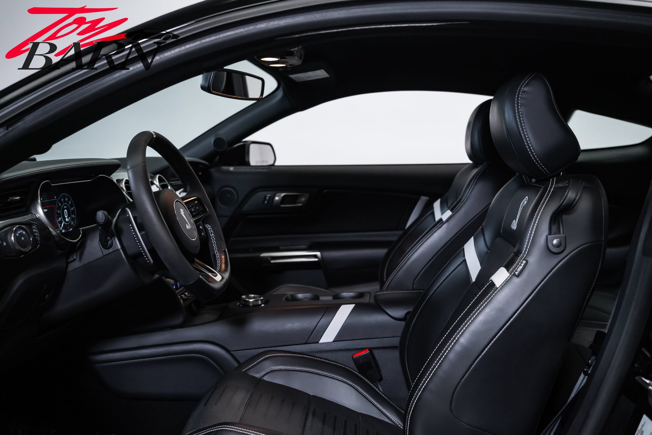 Used 2021 Ford Mustang Shelby GT500 w/ Technology Package RWD image 23