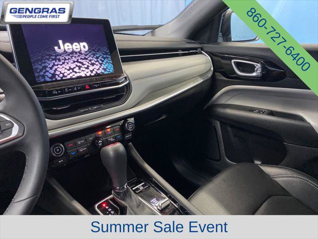 Certified 2025 Jeep Compass Limited AWD/4WD image 15