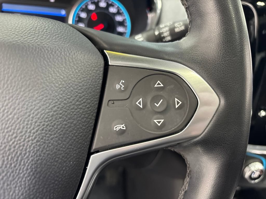 Used 2023 Chevrolet Traverse LT w/ LT Premium Package AWD/4WD image 16