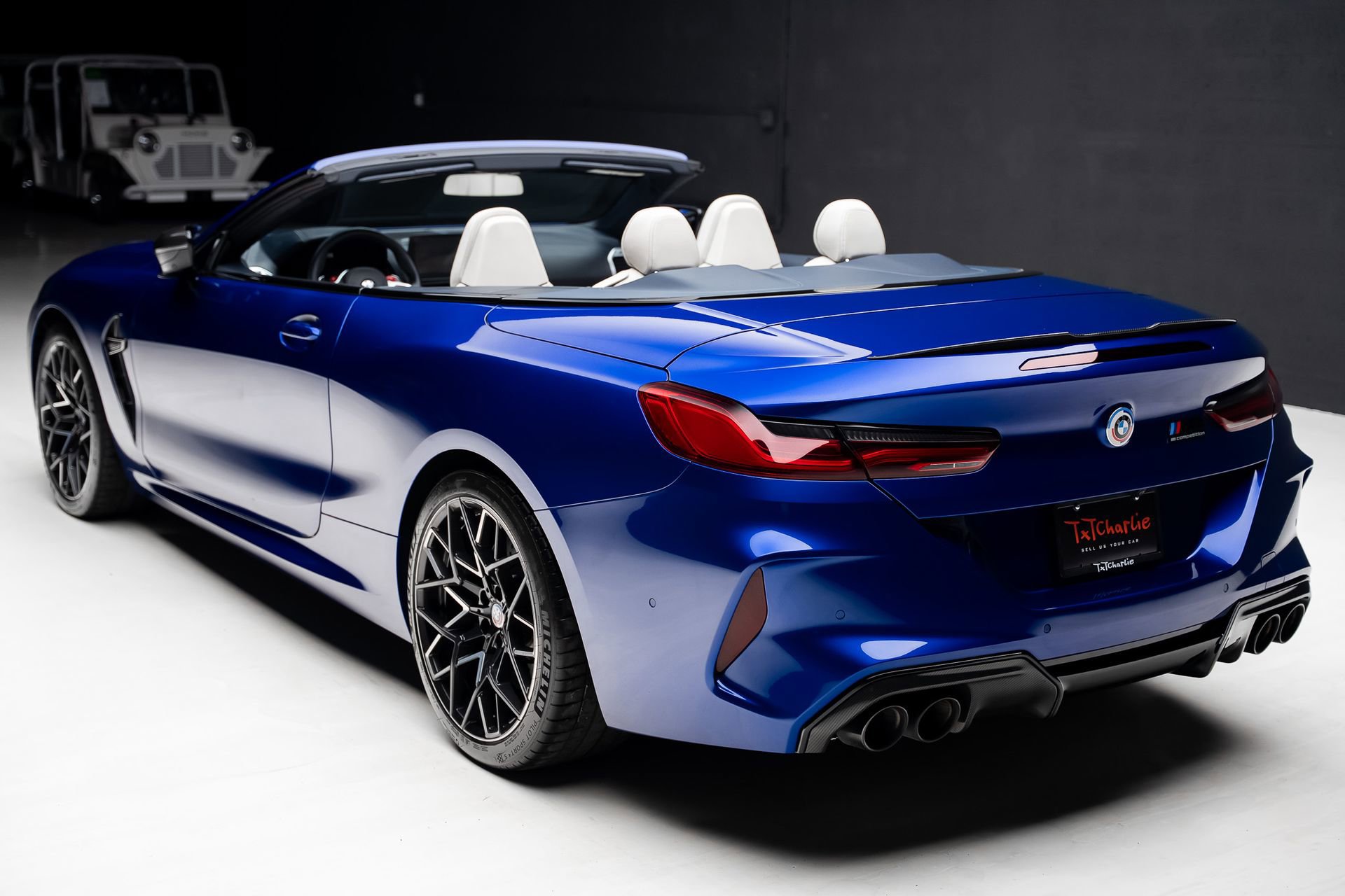 Used 2023 BMW M8 Competition w/ M Carbon Exterior Package image 28