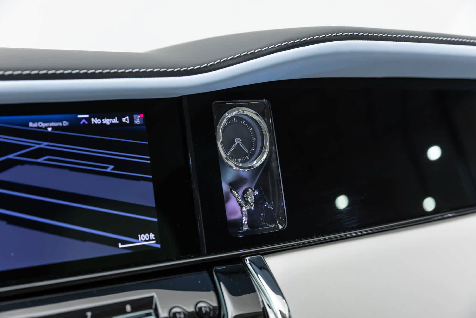 New 2027 Rolls-Royce Cullinan AWD/4WD image 40