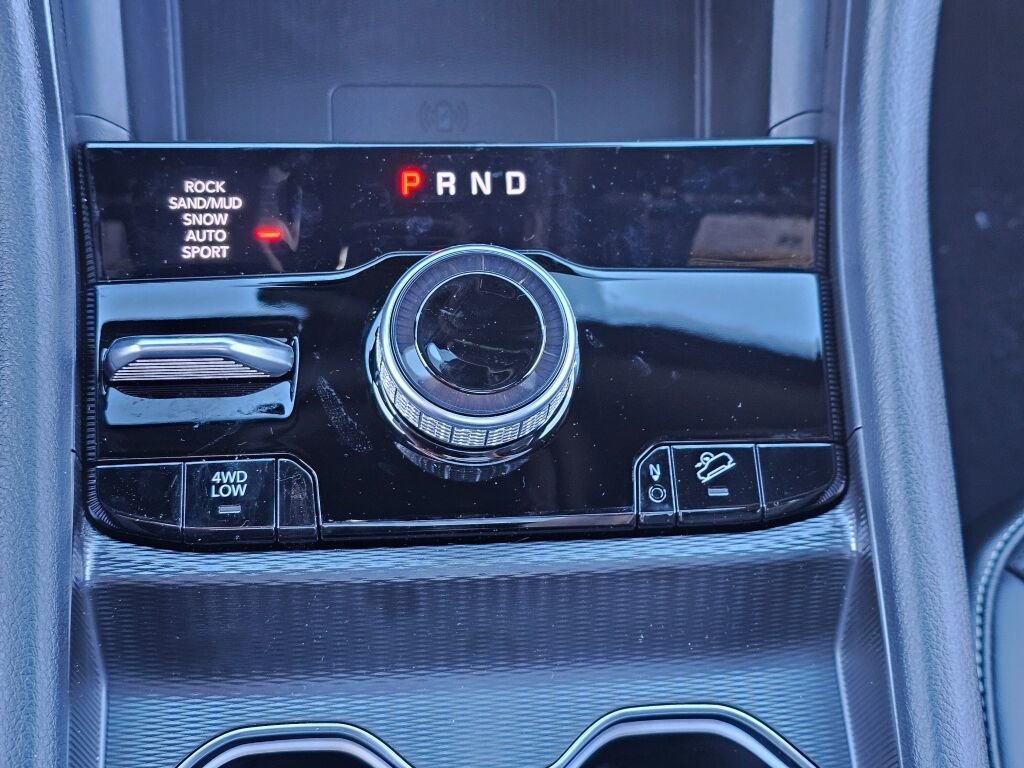 New 2024 Jeep Grand Cherokee Limited 4xe w/ Luxury Tech Group II image 31