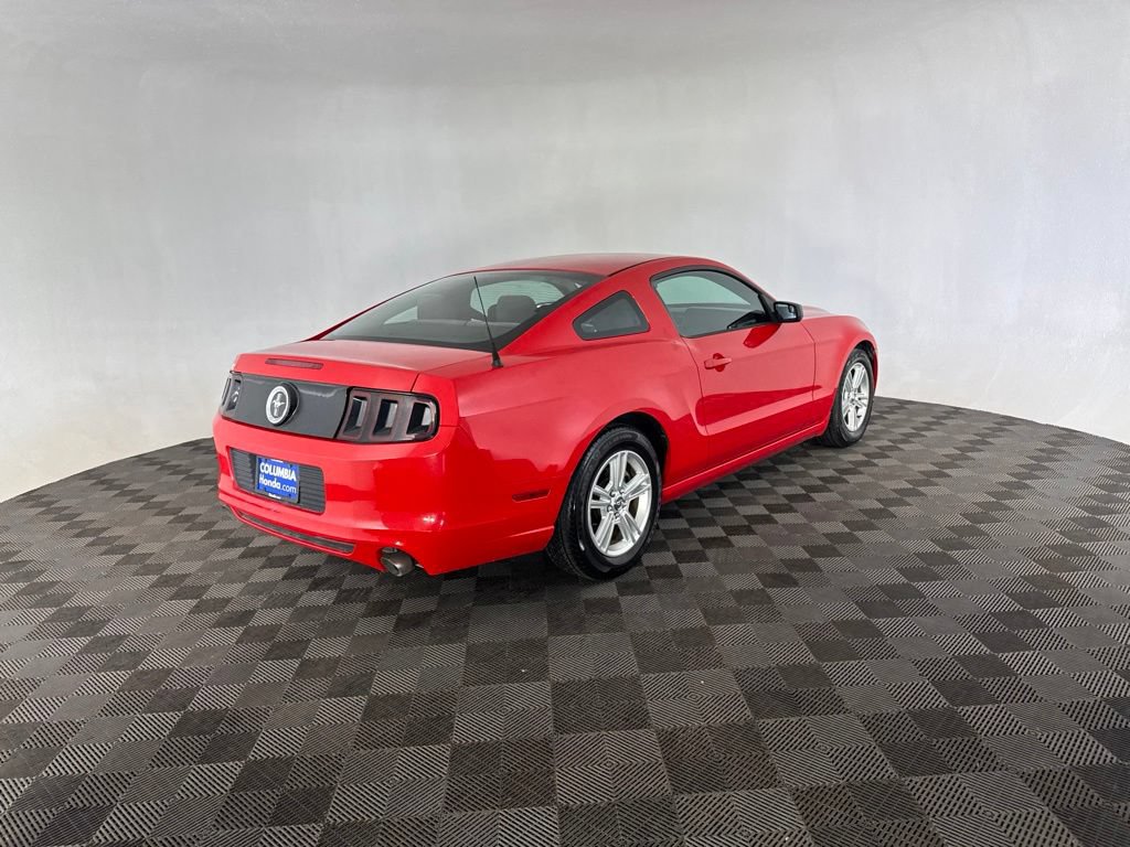 Used 2013 Ford Mustang Coupe RWD image 5