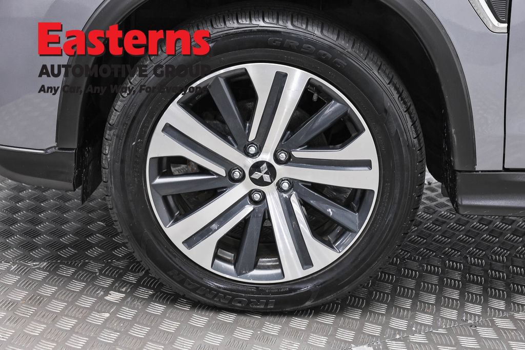 Used 2022 Mitsubishi Outlander Sport SE FWD image 32