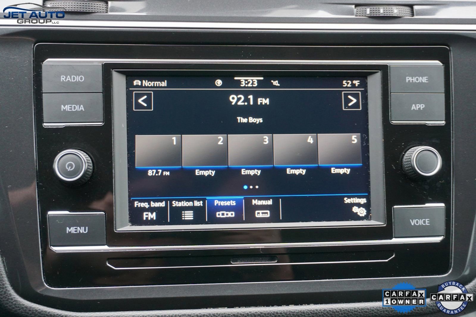 Used 2024 Volkswagen Tiguan S image 30