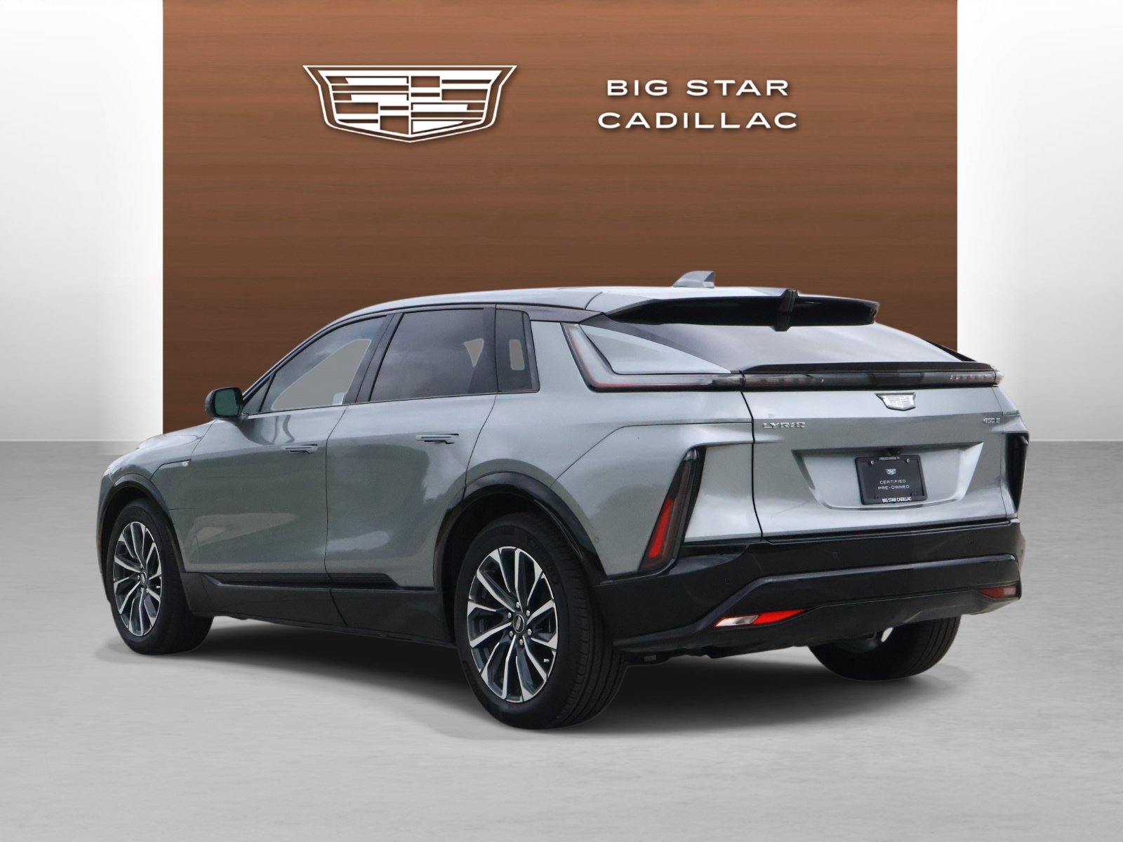 Used 2024 Cadillac Lyriq Sport RWD image 3