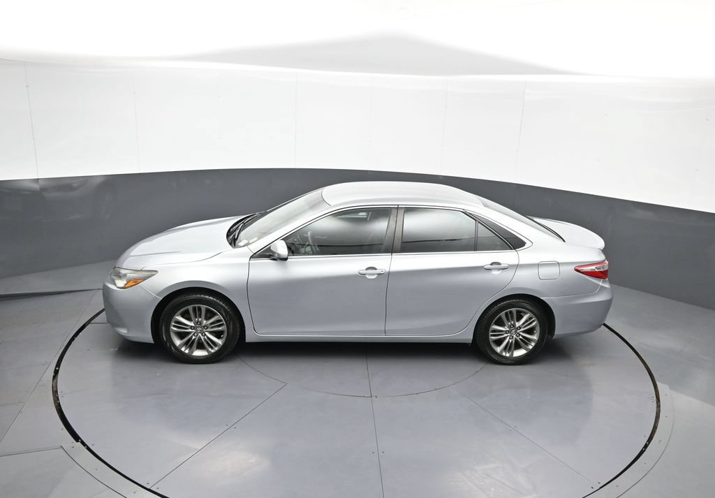 Certified 2017 Toyota Camry SE FWD image 39