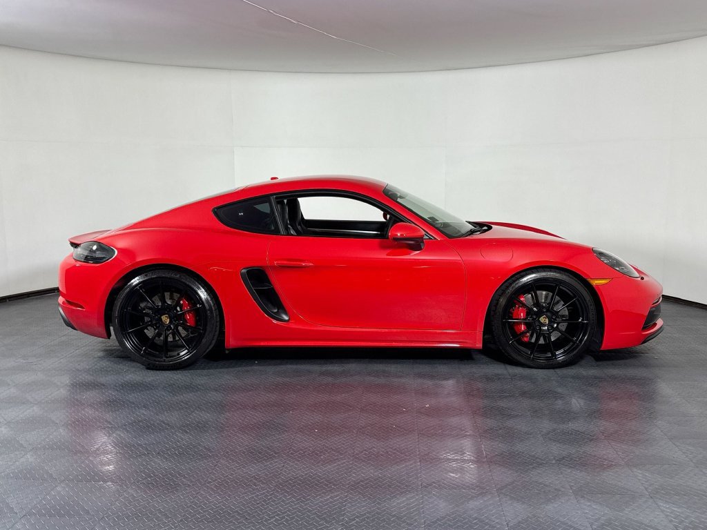 Certified 2024 Porsche 718 Cayman GTS RWD image 8