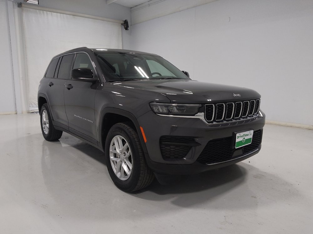 Used 2023 Jeep Grand Cherokee Laredo X AWD/4WD image 13