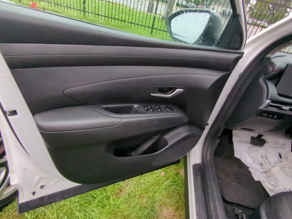 Used 2025 Hyundai Tucson SEL FWD image 8