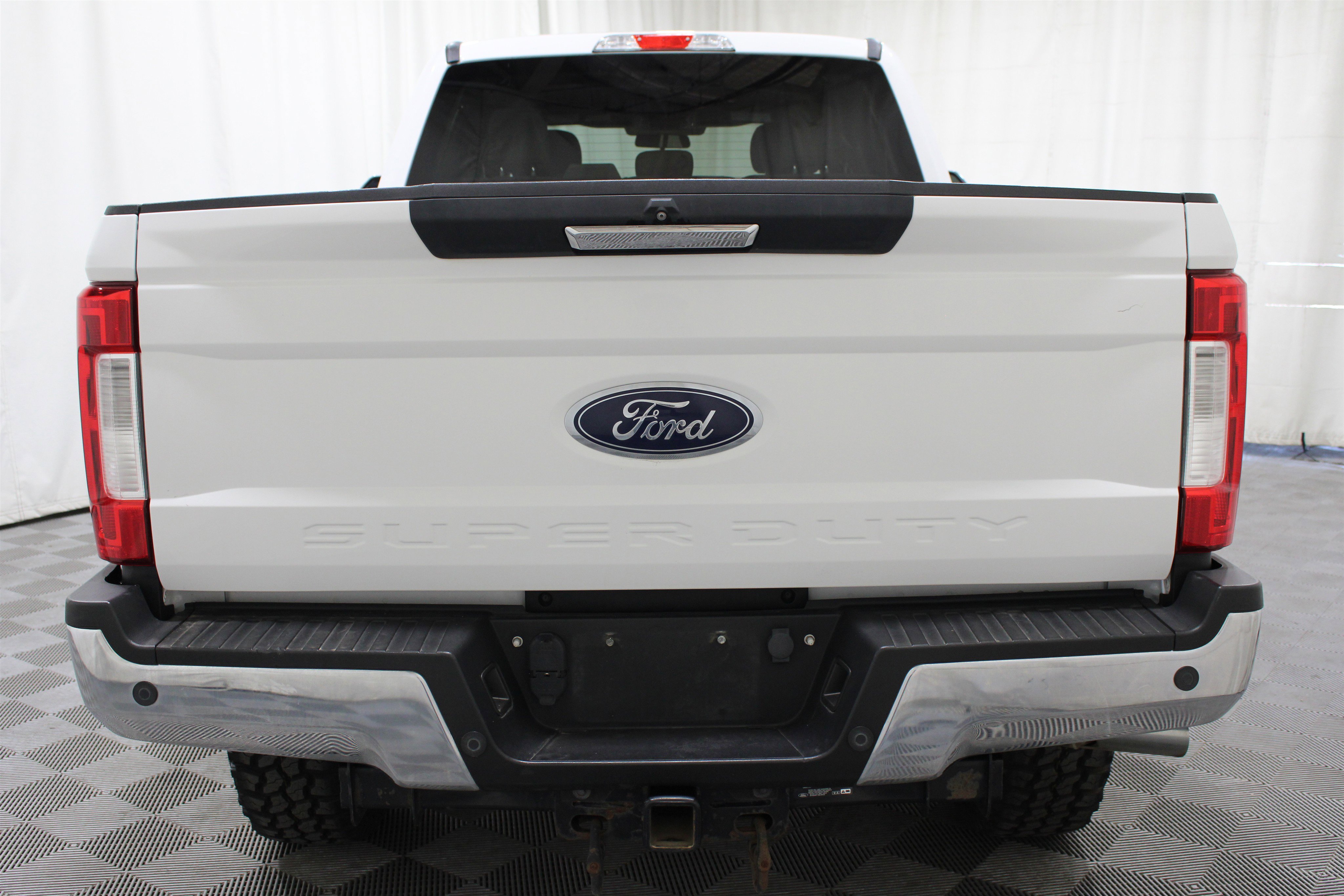 Used 2019 Ford F250 XLT w/ XLT Premium Package image 32