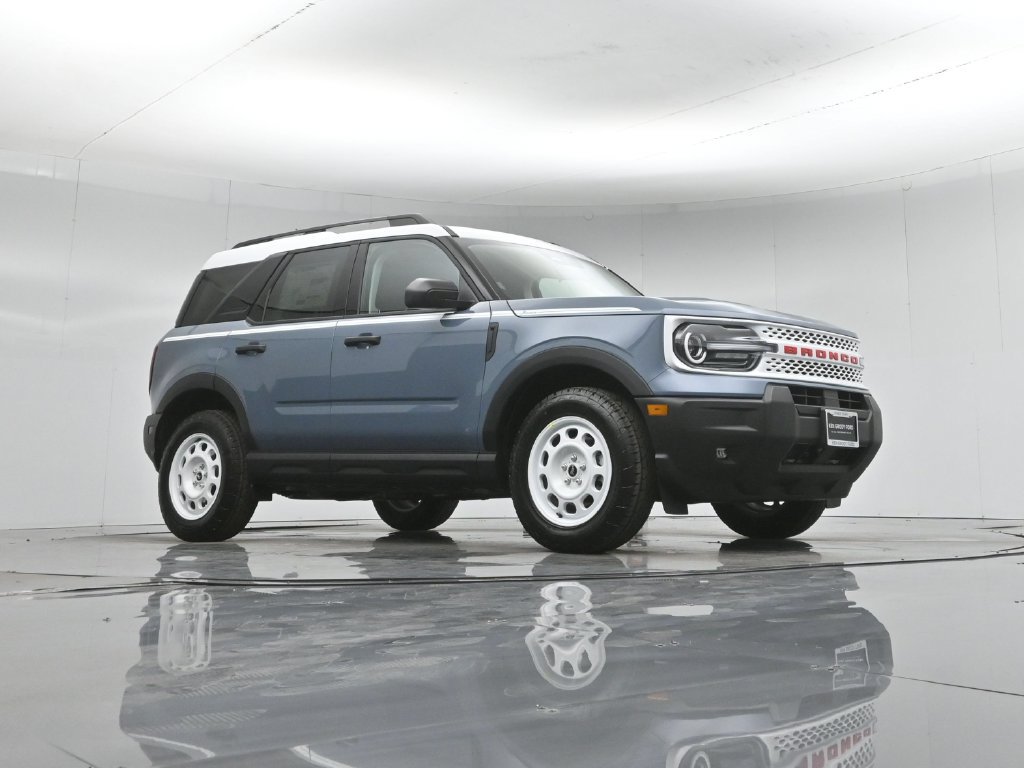 New 2026 Ford Bronco Sport Heritage w/ Convenience Package AWD/4WD image 3