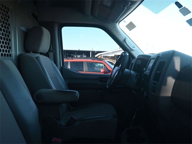Used 2020 Nissan NV 2500 S image 13