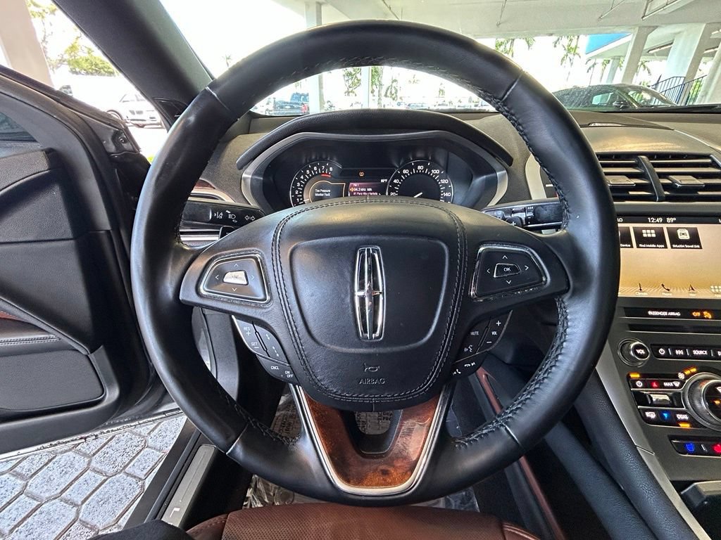 Used 2018 Lincoln MKZ Reserve w/ Technology Package FWD image 16