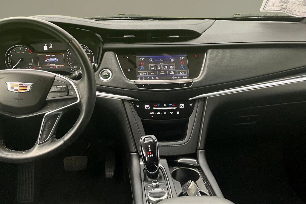 Used 2024 Cadillac XT5 Premium Luxury AWD/4WD image 9