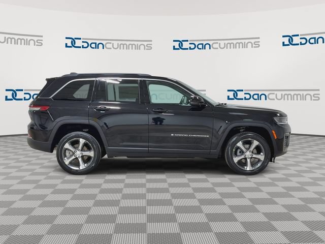 New 2026 Jeep Grand Cherokee Limited AWD/4WD image 9
