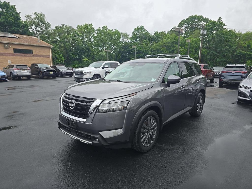 Used 2022 Nissan Pathfinder SL w/ SL Premium Package AWD/4WD image 1