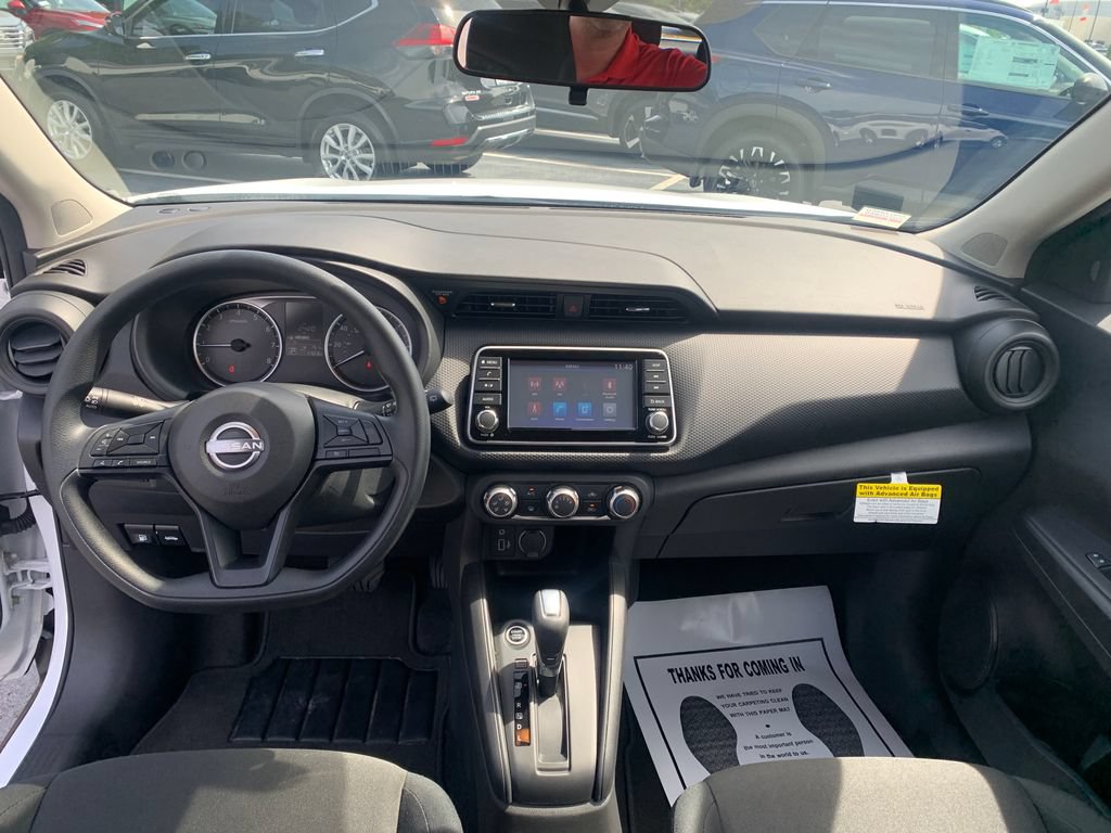 Used 2025 Nissan Kicks Play S FWD image 12
