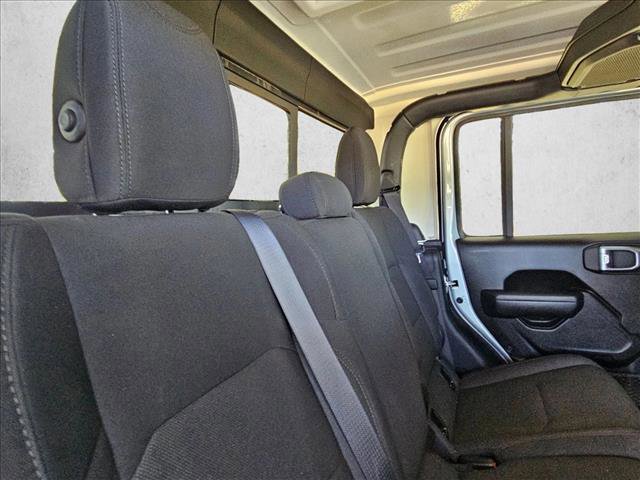 Used 2023 Jeep Gladiator Sport image 21