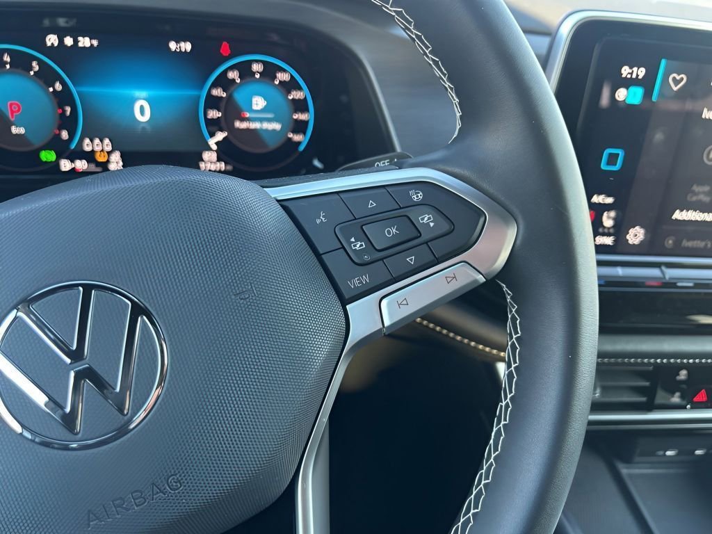 Used 2024 Volkswagen Atlas Cross Sport SE w/ Panoramic Sunroof Package image 26