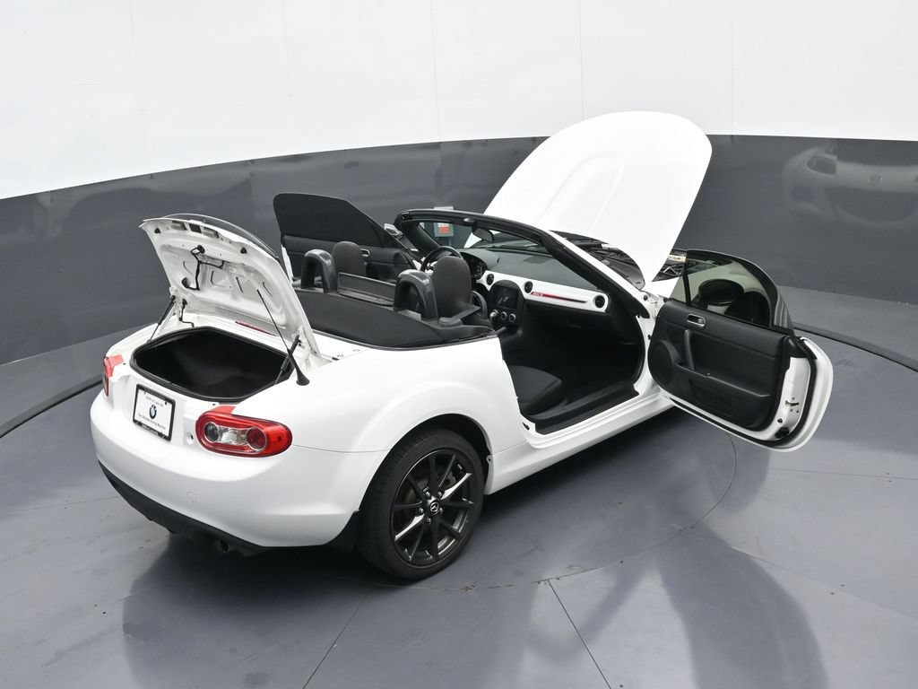 Used 2015 MAZDA MX-5 Miata Club RWD image 38