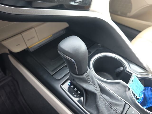 Certified 2020 Toyota Camry XLE image 20