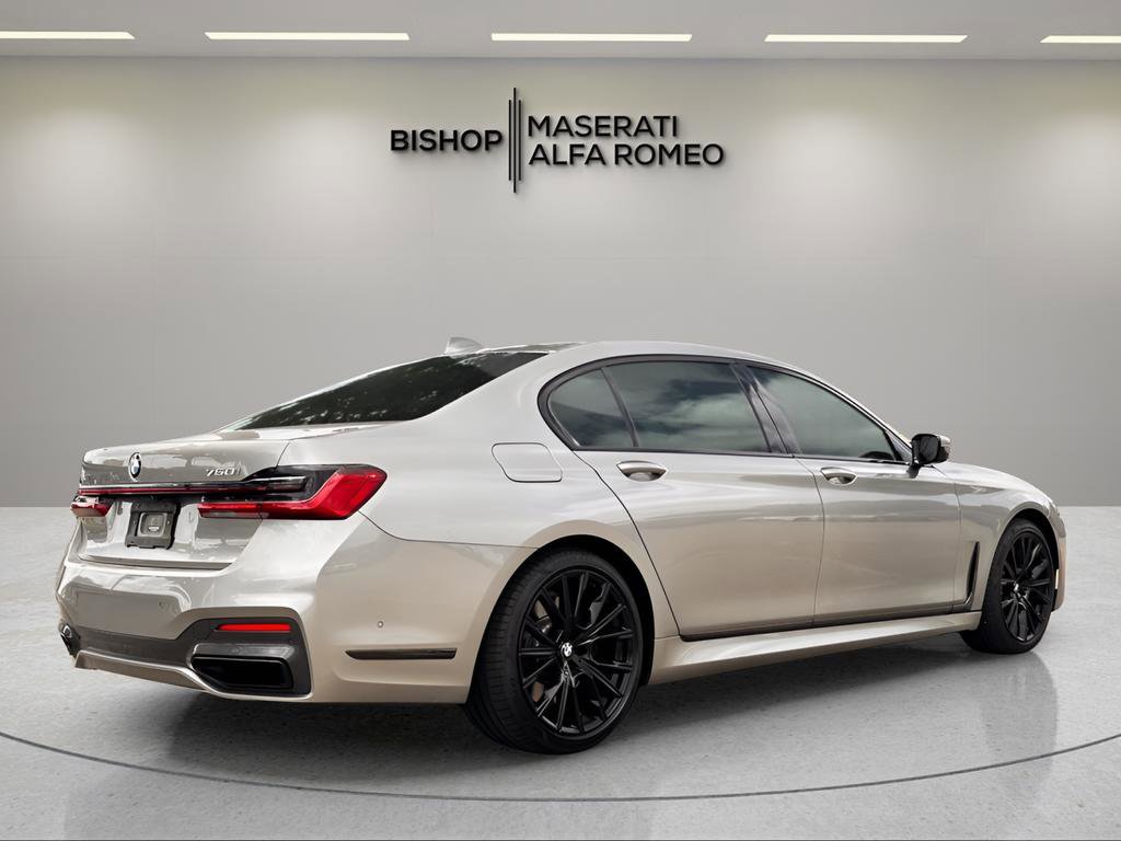 Used 2022 BMW 750i xDrive w/ M Sport Package AWD/4WD image 7