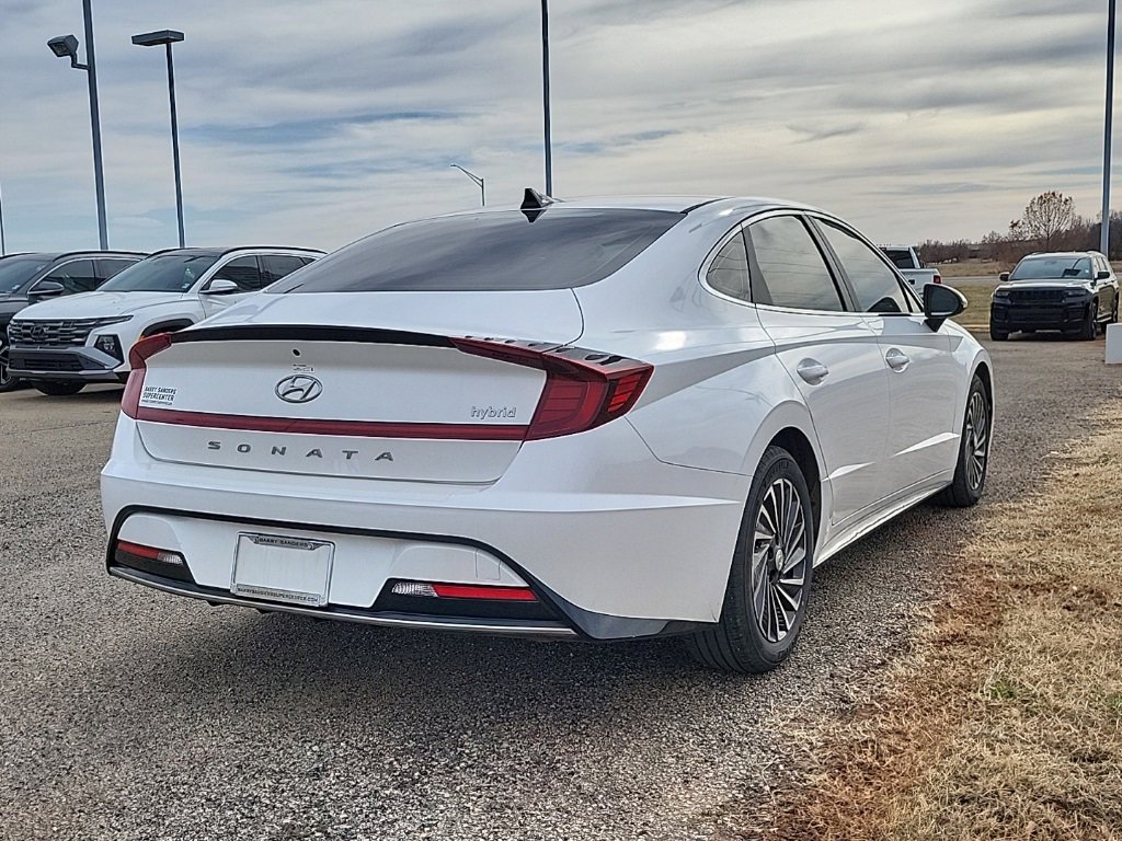 Used 2023 Hyundai Sonata SEL w/ Cargo Package image 3