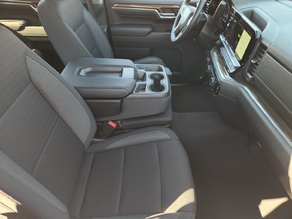 Used 2023 Chevrolet Silverado 1500 LT AWD/4WD image 14