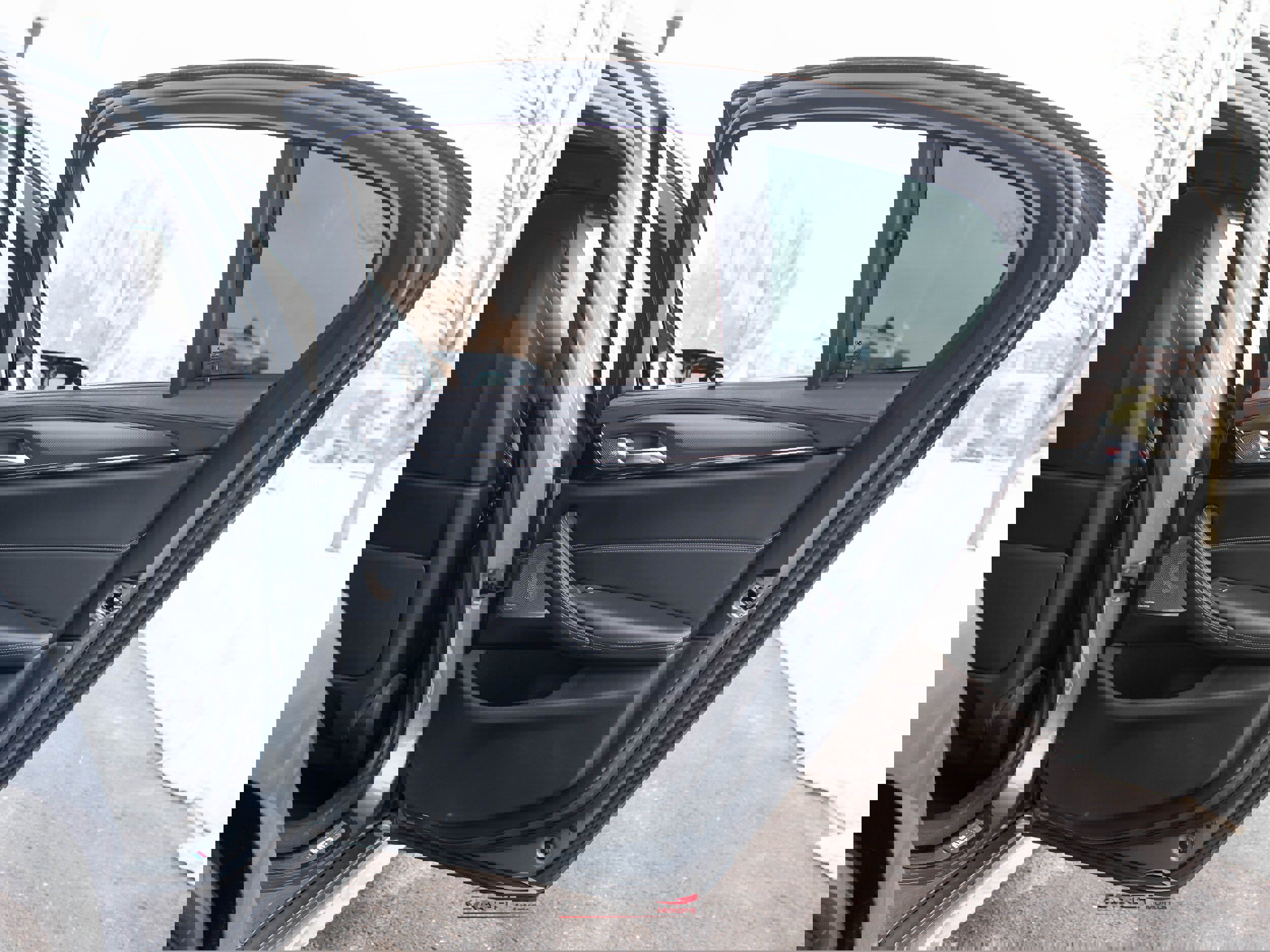 Used 2018 BMW M5 w/ Executive Package image 52