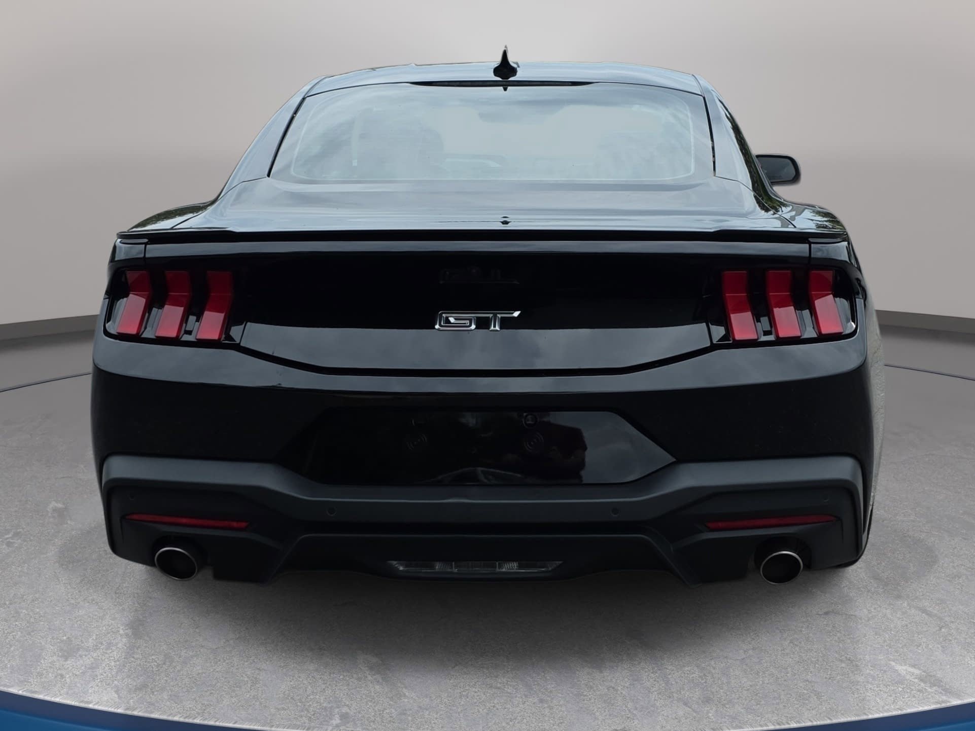 Used 2024 Ford Mustang GT RWD image 6