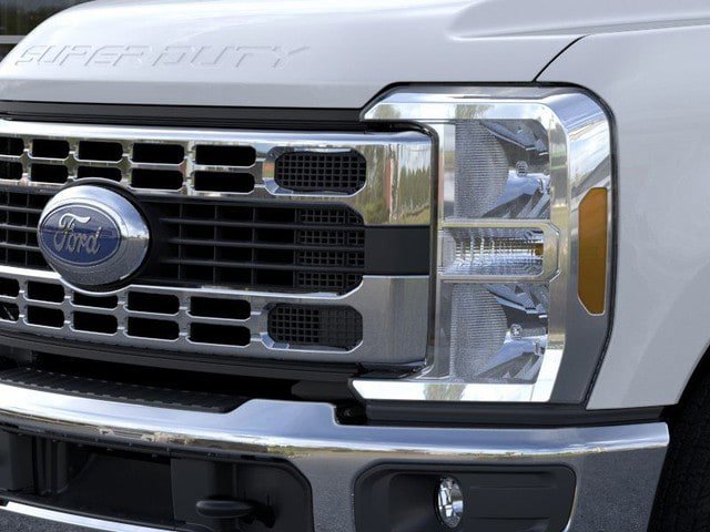 New 2026 Ford F350 XL w/ XL Chrome Package image 39