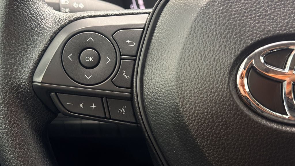 Used 2026 Toyota Corolla LE FWD image 19