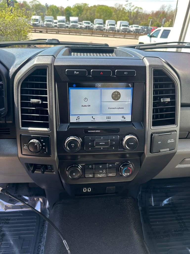 Used 2019 Ford F250 XL w/ STX Appearance Package AWD/4WD image 17