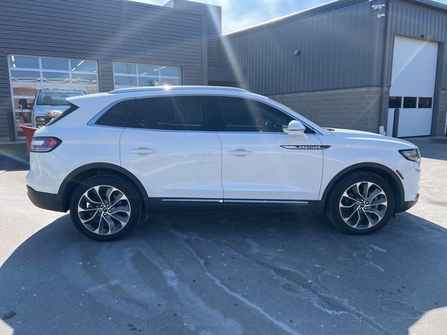 Used 2023 Lincoln Nautilus Reserve image 4