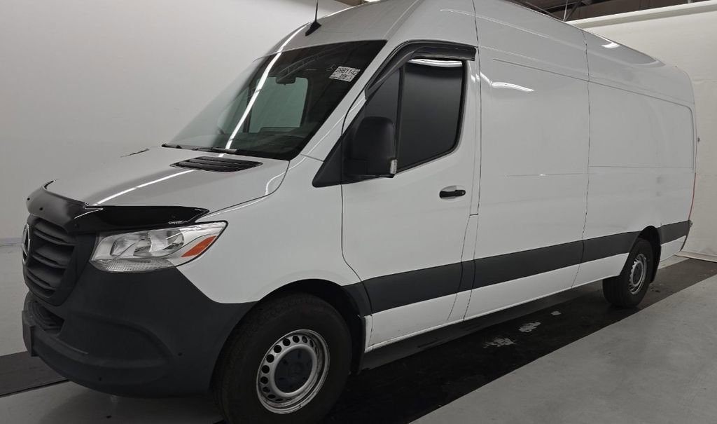Used 2023 Mercedes-Benz Sprinter 2500 image 1