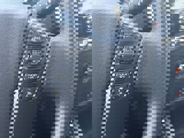 New 2025 Nissan Frontier SV w/ Tow Package image 18