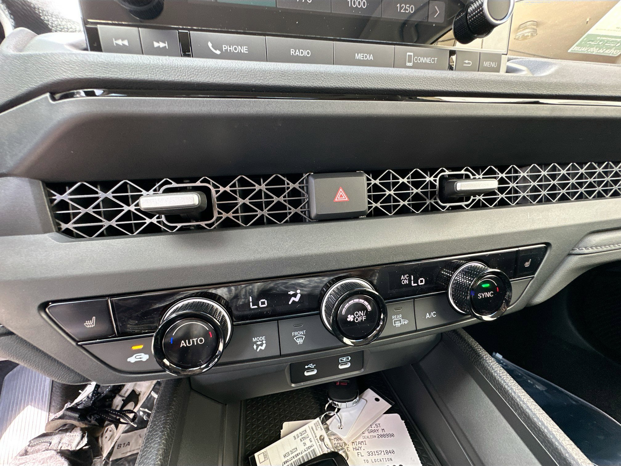 New 2025 Honda Accord SE image 12