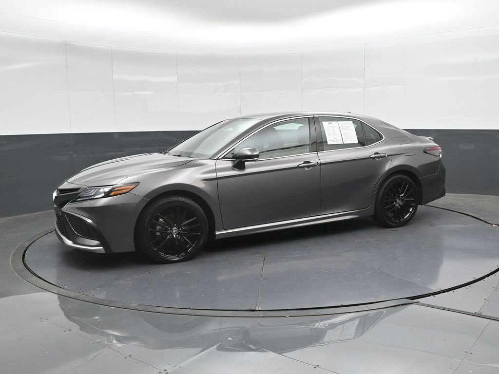 Used 2024 Toyota Camry XSE image 7