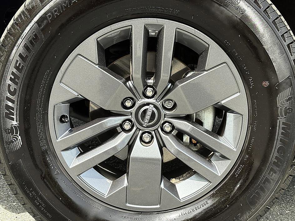 Used 2026 Nissan Frontier SV w/ Tow Package AWD/4WD image 8