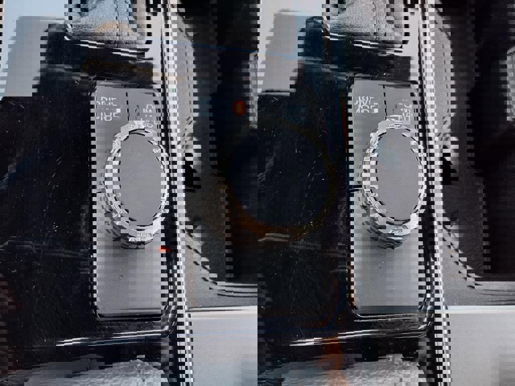 Used 2025 Toyota Sequoia SR5 image 21