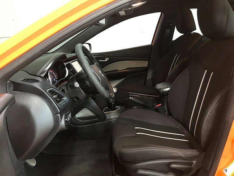 Used 2014 Dodge Dart SXT image 11