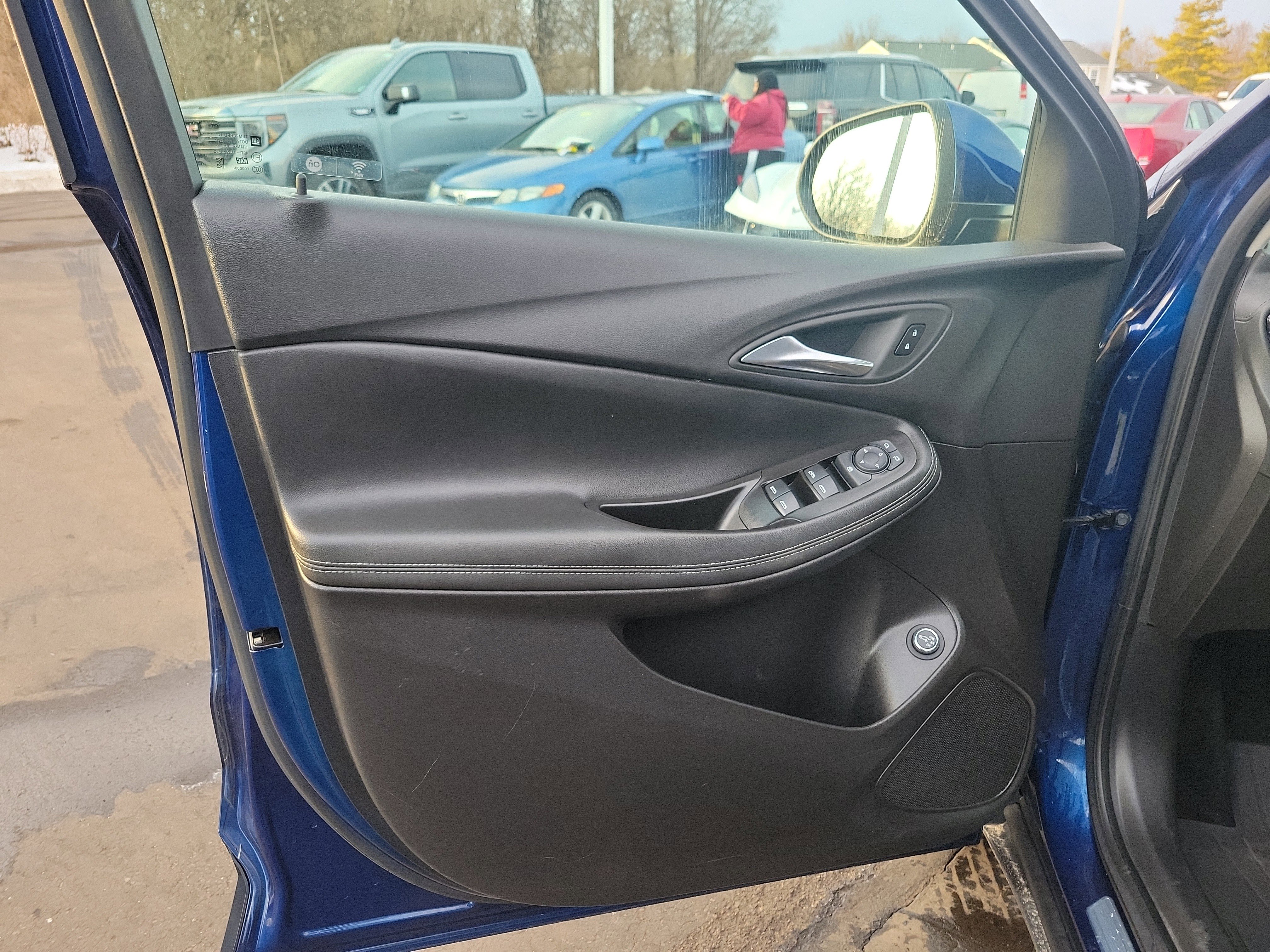 Used 2023 Buick Encore GX Select w/ Experience Buick Package image 15