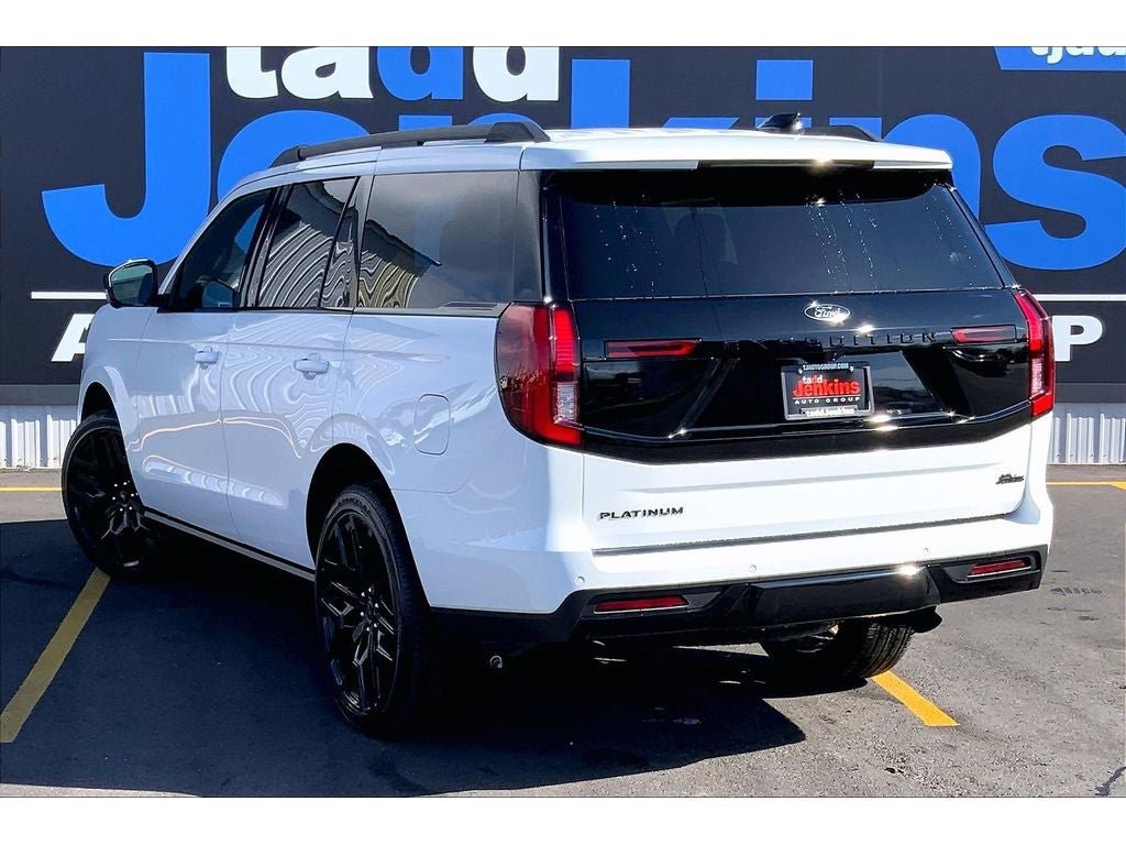 New 2026 Ford Expedition Platinum w/ Stealth Performance Package AWD/4WD image 3