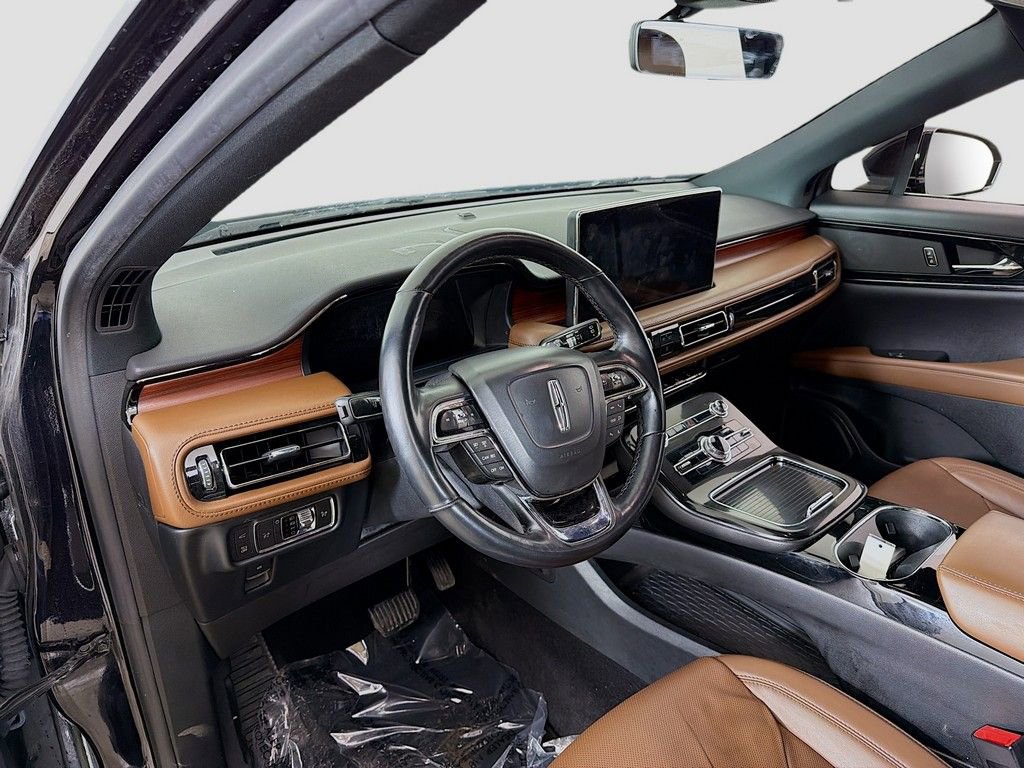 Used 2022 Lincoln Nautilus Reserve image 21