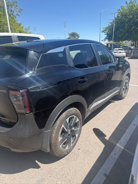 Certified 2025 Nissan Kicks SV w/ Charging Package AWD/4WD image 12
