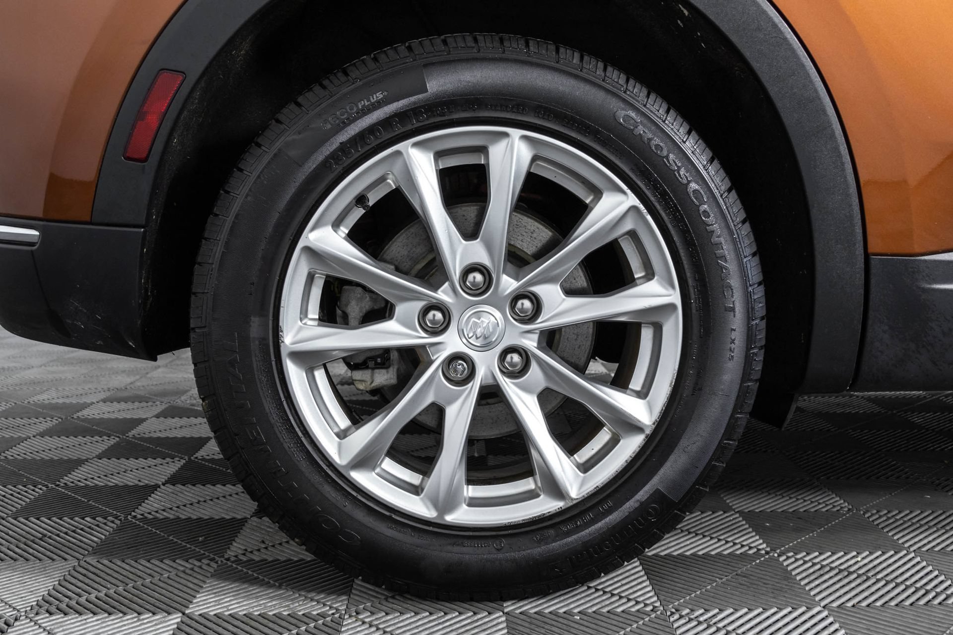 Used 2021 Buick Envision Preferred AWD/4WD image 47